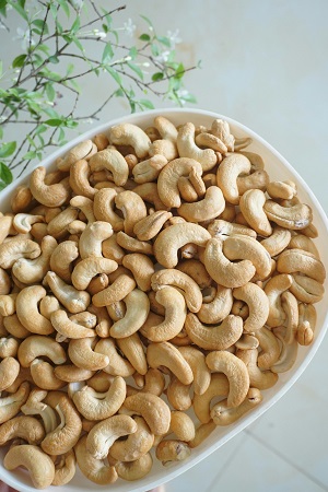 Plate of Vietnamese cashew nuts ready to eat as a healthy snack
