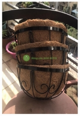 3 Giỏ Treo Sắt Ốp Tường Đi Kèm Với Miếng Lót Sơ Đừa Kích Thước 25x16x23cm